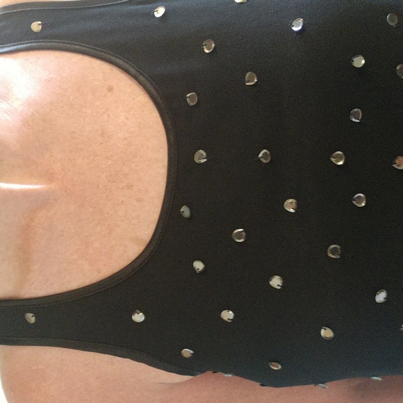 Romero and Juliet Couture Top - Picture 3 of 7